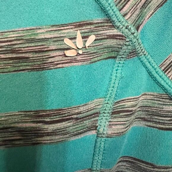 Lukka Hooded Sweashirt Small Womens Long Sleeve Pullover Thumb Holes Casuals - Picture 3 of 9